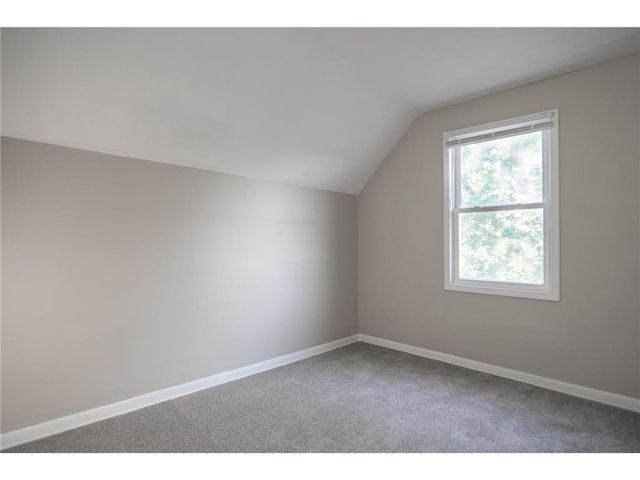 608 7th Ave S, Hopkins, MN 55343