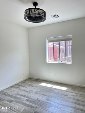 3935 E ROUGH RIDER Road 1345, Phoenix, AZ 85050