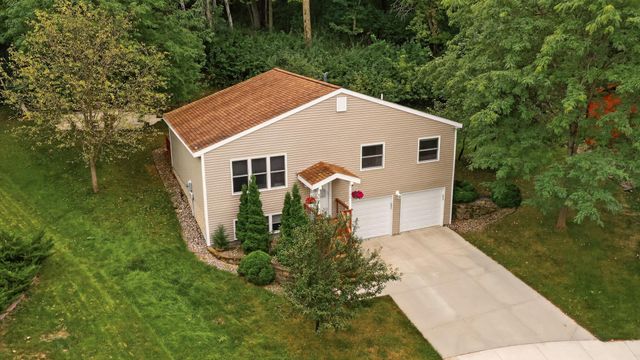 724 20th Avenue SW, Rochester, MN 55902