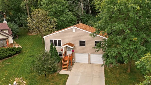 724 20th Avenue SW, Rochester, MN 55902