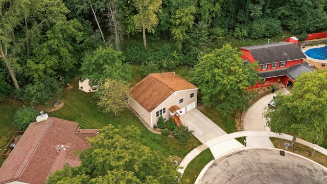 724 20th Avenue SW, Rochester, MN 55902