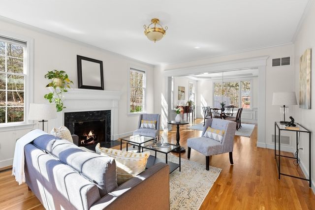 36 Morningside Dr, Topsfield, MA 01983