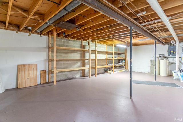 1826 Arrowhead Drive, West Lafayette, IN 47906