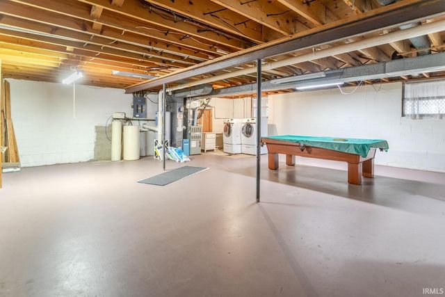 1826 Arrowhead Drive, West Lafayette, IN 47906