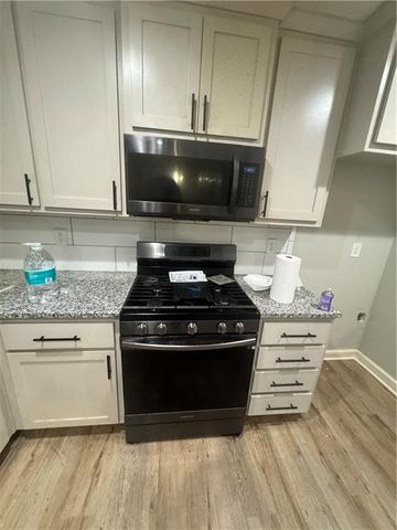 22301 E R D Mize Road, Independence, MO 64057