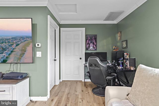 693 LAKE BARNEGAT DR N, Lanoka Harbor, NJ 08734