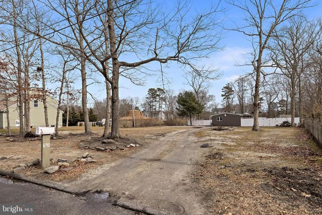 693 LAKE BARNEGAT DR N, Lanoka Harbor, NJ 08734