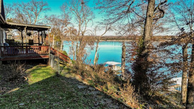 66510 E 253 Road, Grove, OK 74344