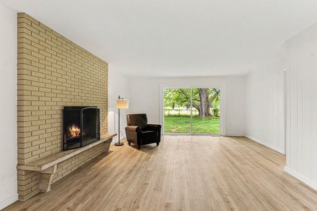 16172 Brookwood Drive, Buchanan, MI 49107