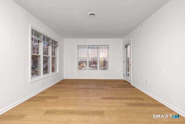 468 Main Street 318, East Lyme, CT 06357