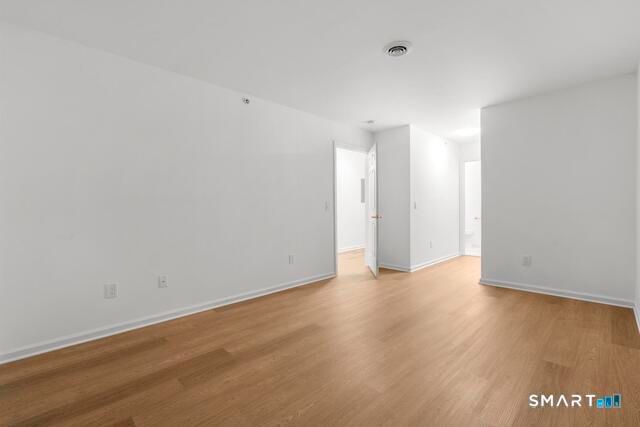 468 Main Street 318, East Lyme, CT 06357