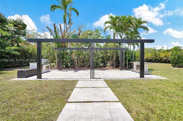 7700 SW 139th Terrace, Palmetto Bay, FL 33158