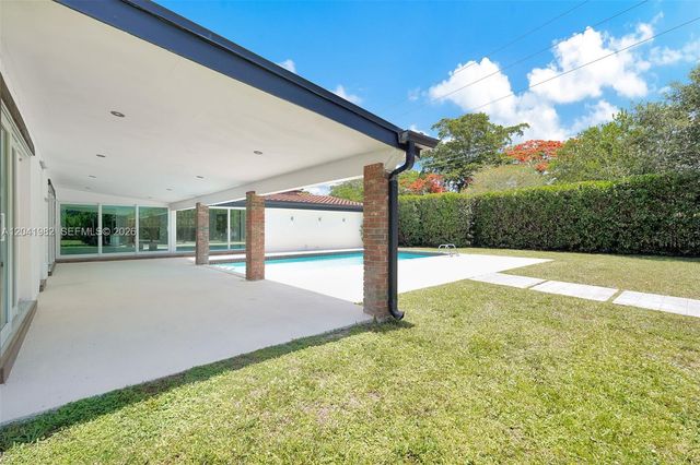 7700 SW 139th Terrace, Palmetto Bay, FL 33158