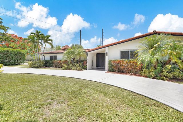 7700 SW 139th Terrace, Palmetto Bay, FL 33158