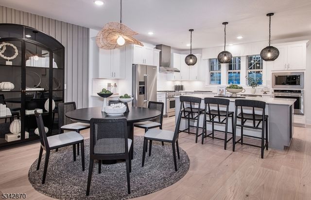 6 Wadsworth Dr 3, Denville Twp., NJ 07834