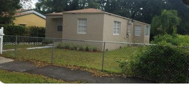 1342 NW 42nd St, Miami, FL 33142