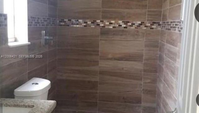 1342 NW 42nd St, Miami, FL 33142