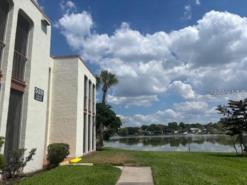 528 ORANGE DRIVE 26, Altamonte Springs, FL 32701