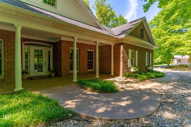 1288 HUNTER Boulevard, Boonville, IN 47601