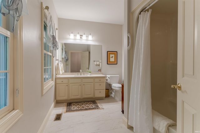 1288 HUNTER Boulevard, Boonville, IN 47601