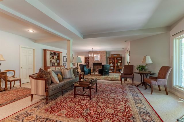 1288 HUNTER Boulevard, Boonville, IN 47601