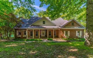 1288 HUNTER Boulevard, Boonville, IN 47601