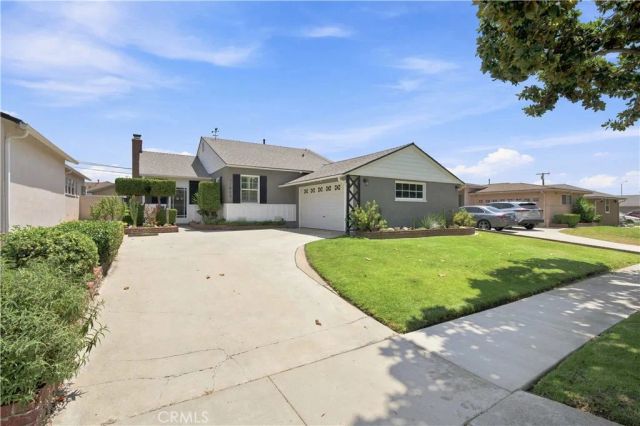 11804 Wilkie, Hawthorne, CA 90250