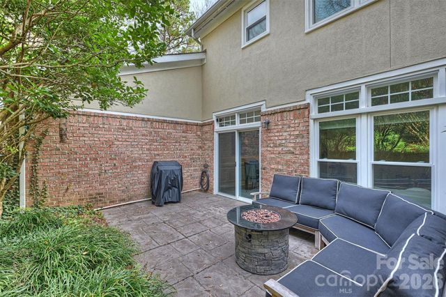 11134 Villa Trace Place, Charlotte, NC 28277