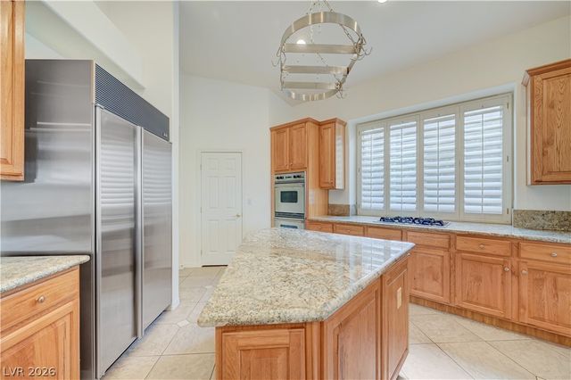 601 Summer Mesa Drive, Las Vegas, NV 89144