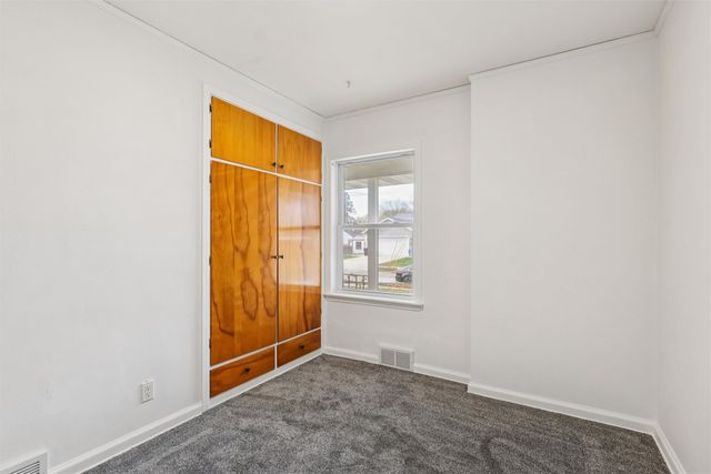 2111 51st Street, Des Moines, IA 50310