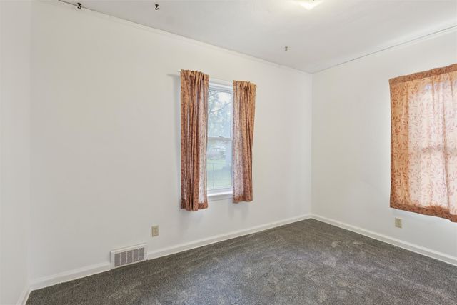 2111 51st Street, Des Moines, IA 50310