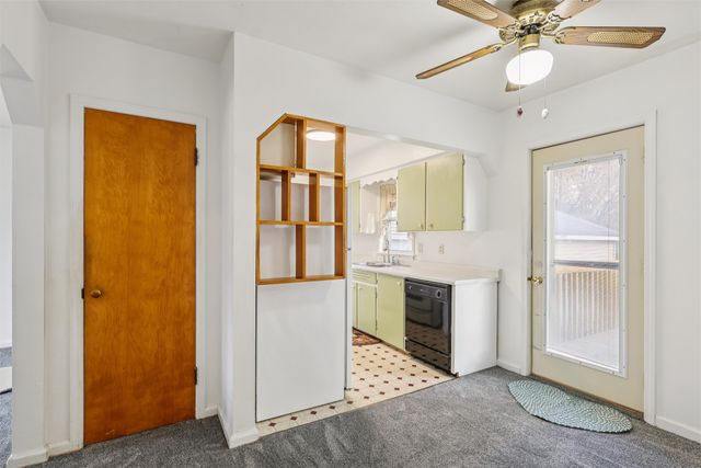 2111 51st Street, Des Moines, IA 50310