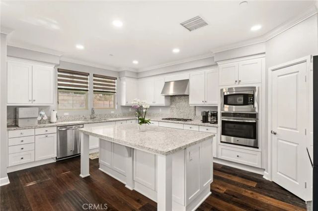 18627 Clubhouse Drive, Yorba Linda, CA 92886