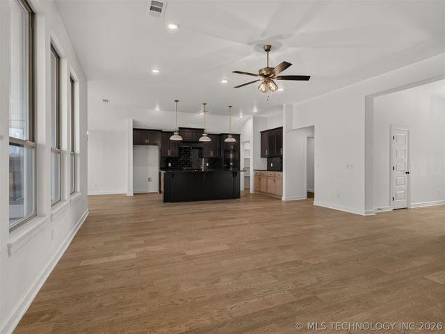 16248 S 89th East Avenue, Bixby, OK 74008