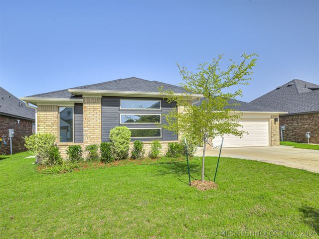 16248 S 89th East Avenue, Bixby, OK 74008