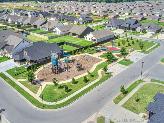 16248 S 89th East Avenue, Bixby, OK 74008