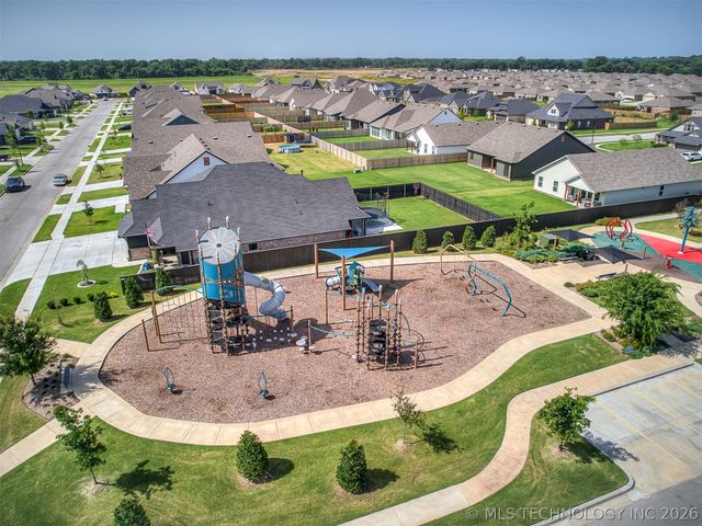 16248 S 89th East Avenue, Bixby, OK 74008