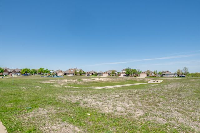 2015 Natchez Drive, Forney, TX 75126