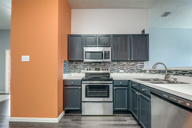 2015 Natchez Drive, Forney, TX 75126