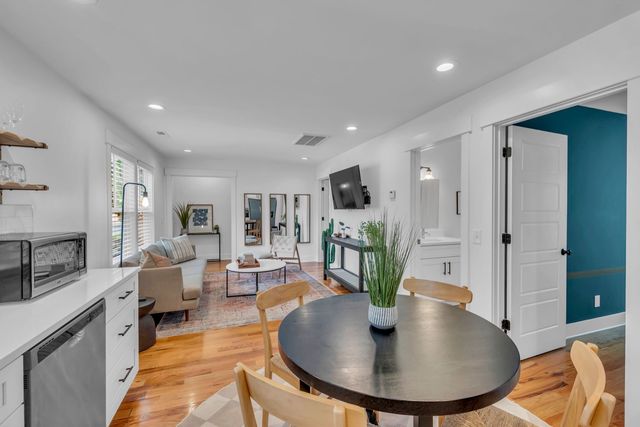 819B N 2nd St, Nashville, TN 37207