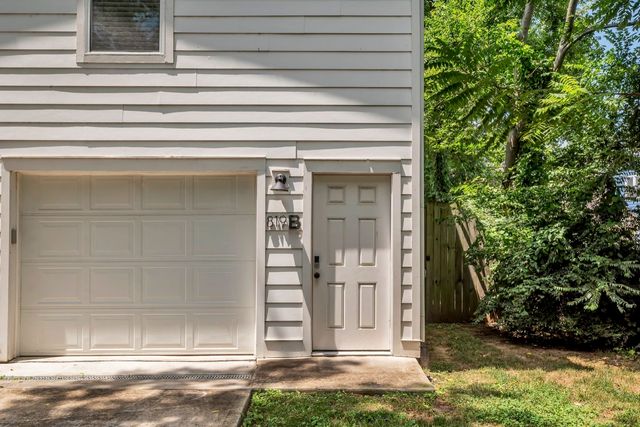 819B N 2nd St, Nashville, TN 37207