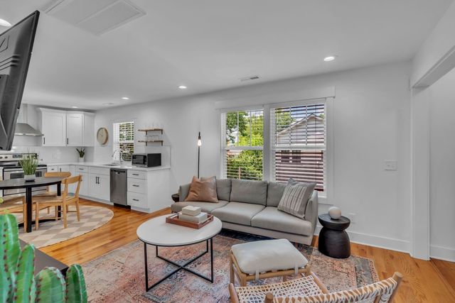 819B N 2nd St, Nashville, TN 37207
