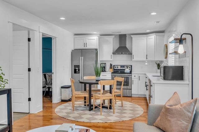 819B N 2nd St, Nashville, TN 37207