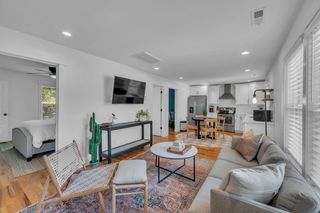 819B N 2nd St, Nashville, TN 37207