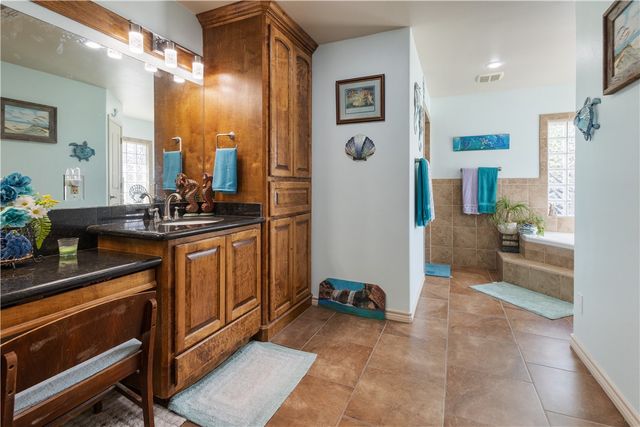 390 N County Road 1030, Kingsville, TX 78363