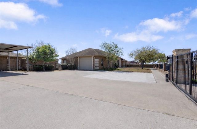 390 N County Road 1030, Kingsville, TX 78363