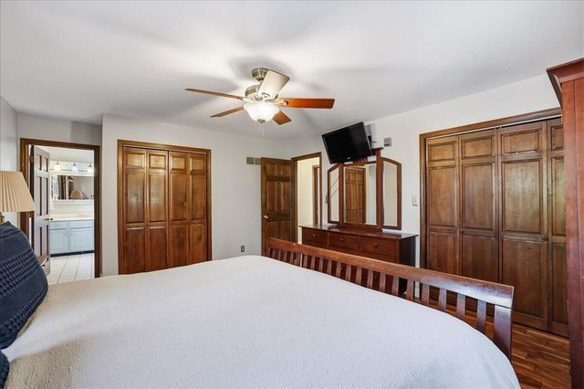 1031 Brooke Lane, Schererville, IN 46375