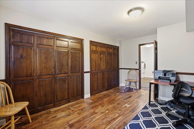 1031 Brooke Lane, Schererville, IN 46375