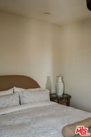 125 S Rexford Drive 303, Beverly Hills, CA 90212