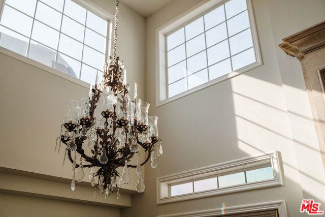 125 S Rexford Drive 303, Beverly Hills, CA 90212